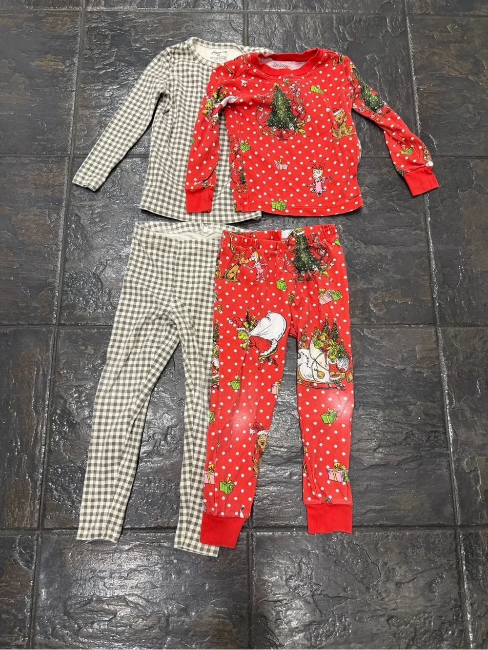 Dr. Seuss Grinch + Avauma Size 4/4T Holiday Pajama 4-Piece Bundle